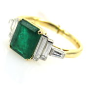 Estate 2.50ct Emerald & 0.80ct Diamond 18K Yellow & White Gold Ring DB5-12