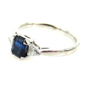 Fine Estate 0.55ct Emerald Cut Sapphire & 0.30ct Diamond Platinum Ring DB5-15