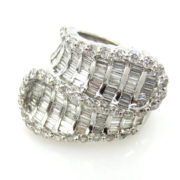 Vintage 5.0ct Round & Baguette Cut Diamond 18K White Gold Crossover Ring RS3-004