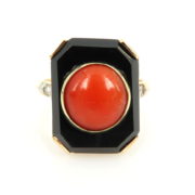 Antique 0.35ct Old Cut Diamond Onyx & Coral 18K Yellow Gold Ring SM 44-04-47