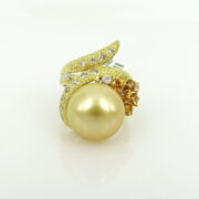 Estate Okui 12.5mm Golden Pearl Diamond & Sapphire 18K Gold Ring WN 60-17-MS
